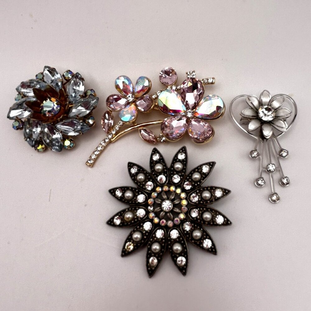 Vintage Signed Brooch Lot of 4 Monet 1928 Rhinestone Floral Starburst Pearl
